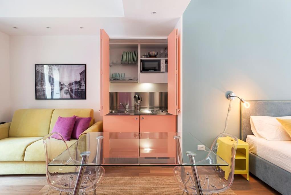Amazing Apartment In Duomo Milan Exterior photo